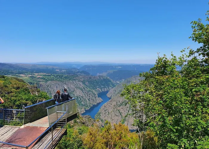 Casa Cerralleiro. Casa Vacacional En Parada De Sil. Ribeira Sacra.